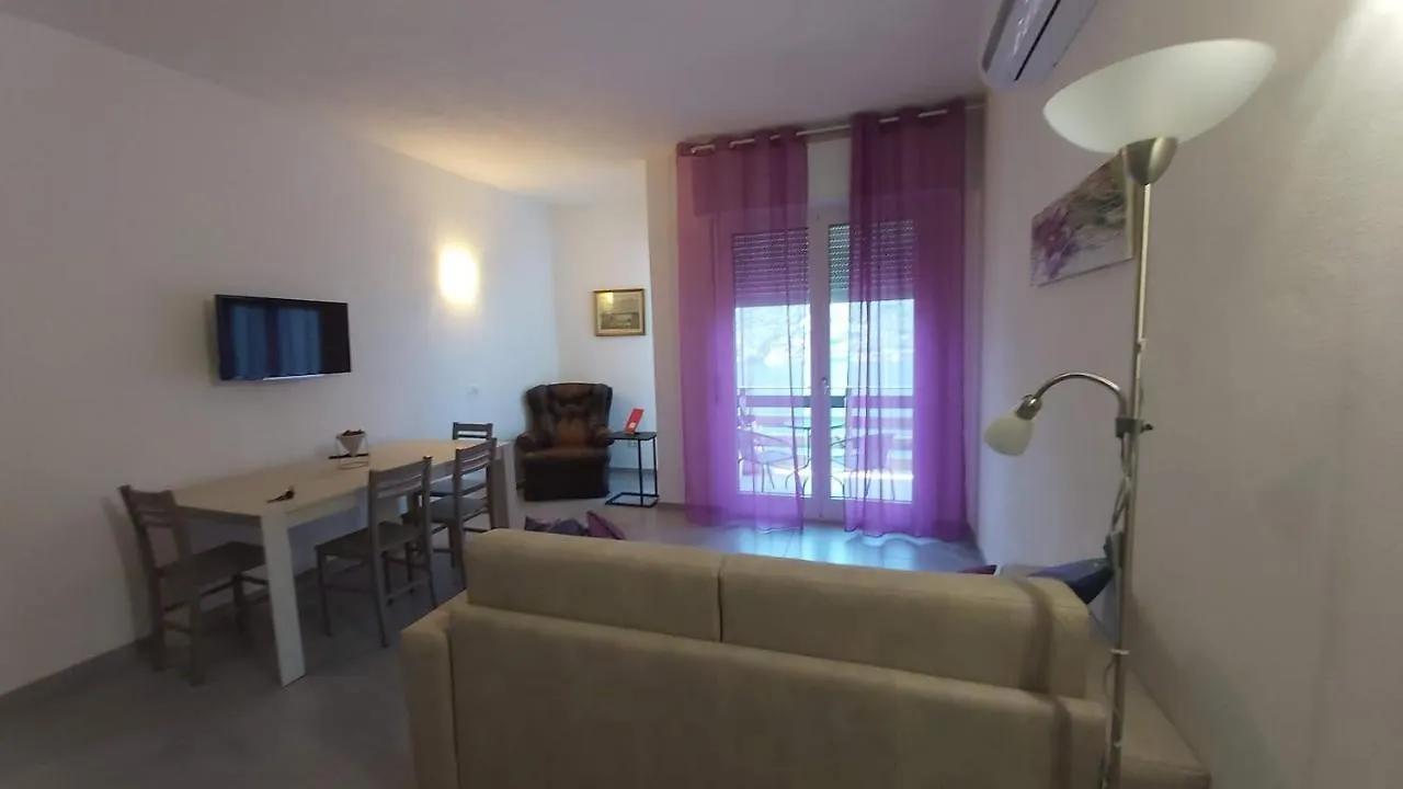 Oleandra Βίλα Nesso Σπίτι διακοπών